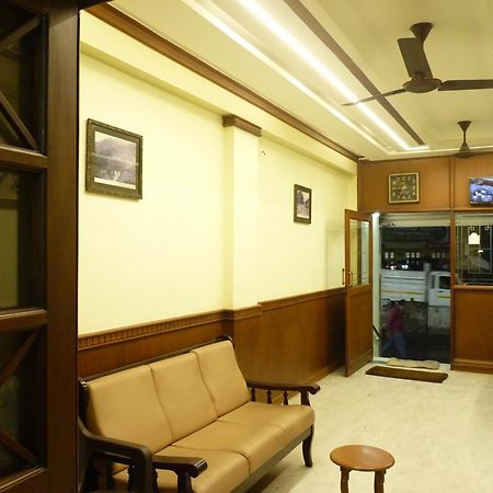 Nanda Lodge Mettuppālaiyam 外观 照片